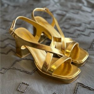 Amoji Gold Heels | Size 40 | Metallic Dress Shoes | New